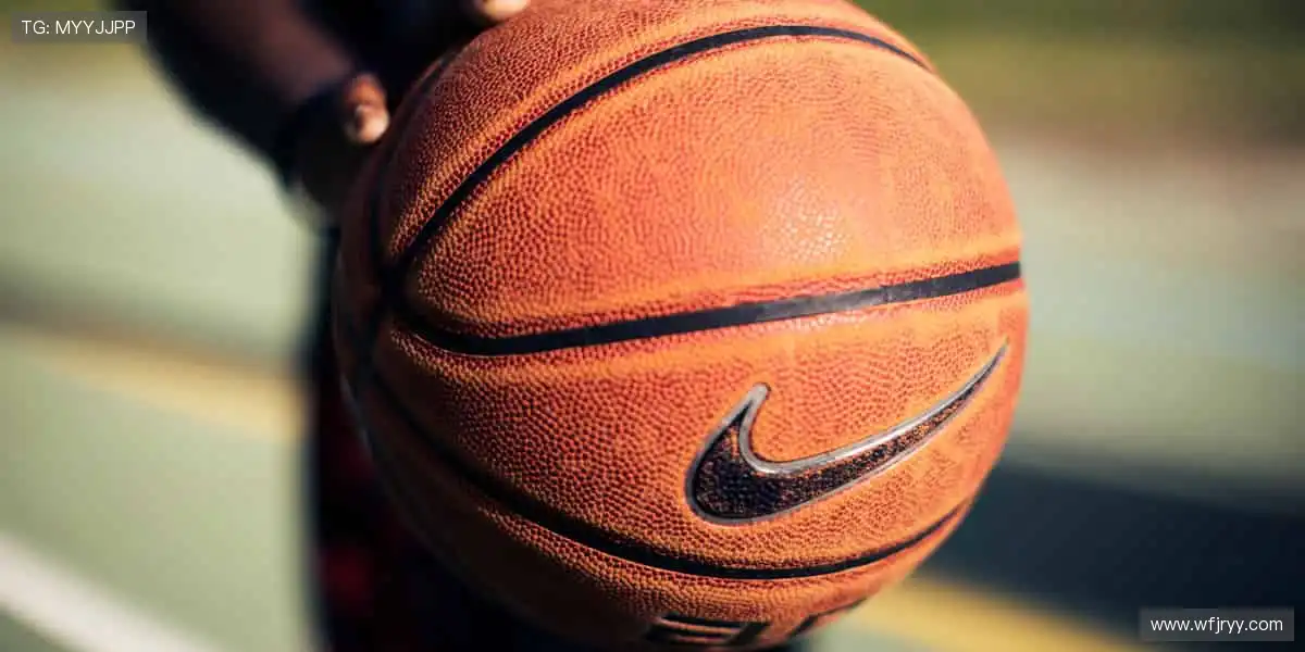 🏀实时数据加持,解读比赛新视角!